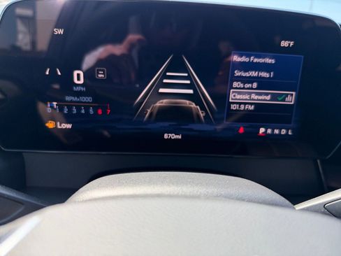 Used 2026 Chevrolet Traverse LT w/ Midnight/Sport Edition image 16