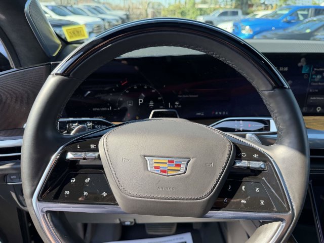 Certified 2025 Cadillac Escalade ESV Sport Platinum w/ LPO, ONYX Package AWD/4WD image 28