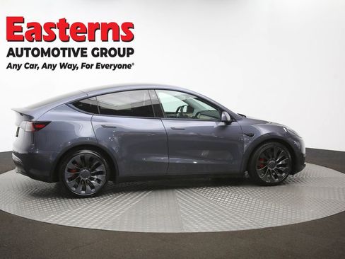 Used 2022 Tesla Model Y Performance image 38