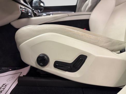 Used 2017 Volvo XC90 T6 Momentum w/ Vision Package AWD/4WD image 37