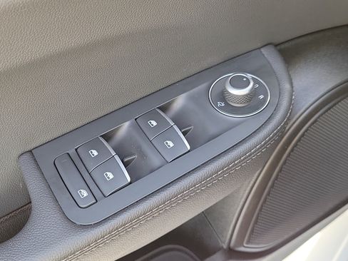 Used 2024 Alfa Romeo Giulia Ti w/ Active Assist Plus Package RWD image 25