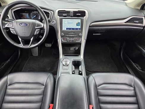 Certified 2019 Ford Fusion SEL FWD image 12