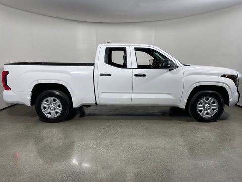 New 2026 Toyota Tundra SR image 2