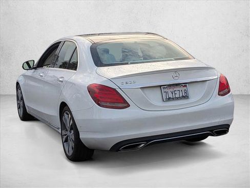 Used 2015 Mercedes-Benz C 300 Sedan image 7