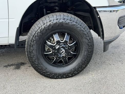 Used 2023 RAM 3500 Tradesman AWD/4WD image 17