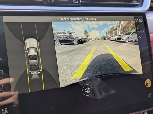 Used 2023 Jaguar XF R-Dynamic SE image 18