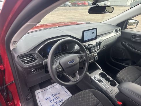 Used 2025 Ford Escape Active image 5