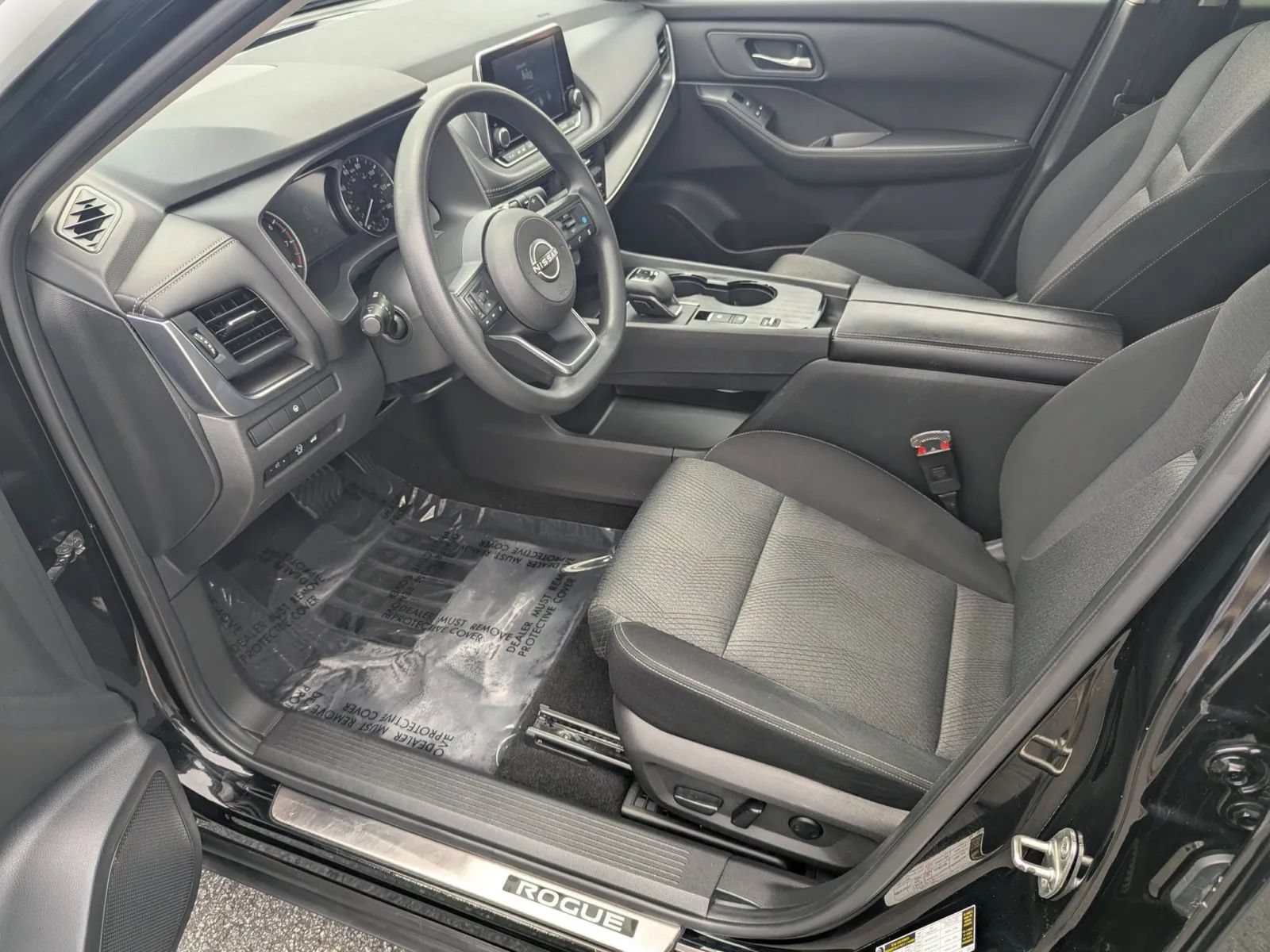 Certified 2024 Nissan Rogue SV FWD image 9