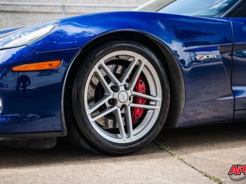 Used 2006 Chevrolet Corvette Z06 w/ Preferred Equipment Group RWD image 34