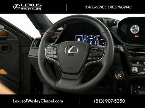 Used 2022 Lexus ES 350 w/ Premium Package image 29