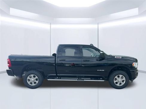 Used 2024 RAM 2500 Big Horn w/ Sport Appearance Package AWD/4WD image 14
