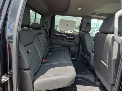 New 2026 Chevrolet Silverado 1500 RST w/ Redline Edition AWD/4WD image 14