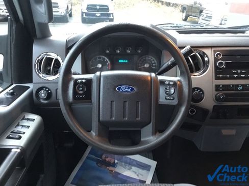 Used 2016 Ford F250 XLT image 45