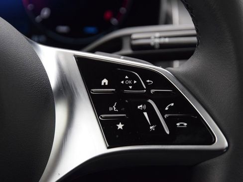 Certified 2026 Mercedes-Benz GLC 300 image 24