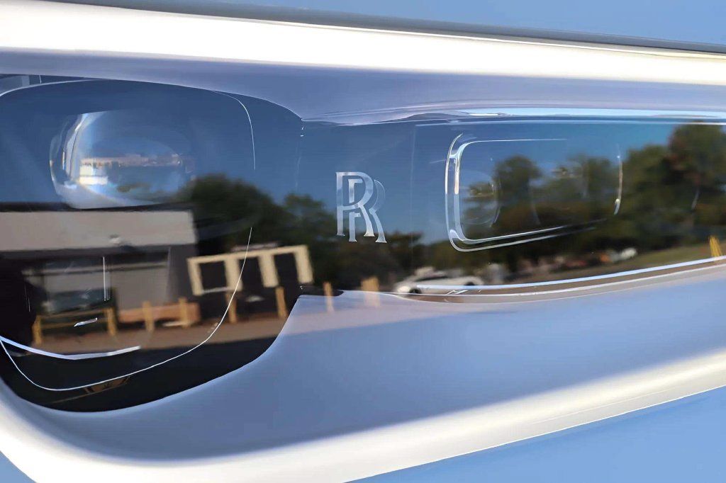Certified 2019 Rolls-Royce Phantom Sedan RWD image 32