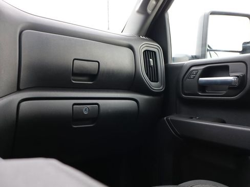 Used 2024 Chevrolet Silverado 2500 Custom w/ Custom Value Package image 43