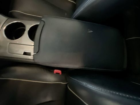 Used 2013 Toyota Venza Limited image 21