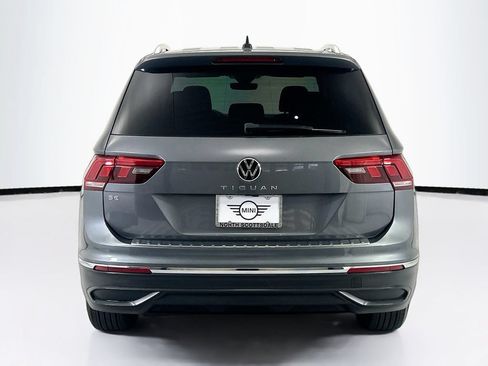 Used 2024 Volkswagen Tiguan SE FWD image 6