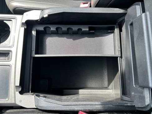 Used 2019 Ford F150 Raptor w/ Equipment Group 801A Mid image 28