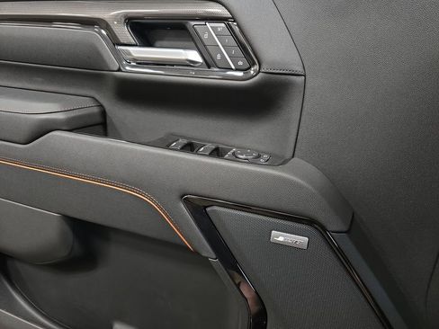 New 2026 GMC Sierra 2500 AT4 w/ AT4 Premium Plus Package AWD/4WD image 25