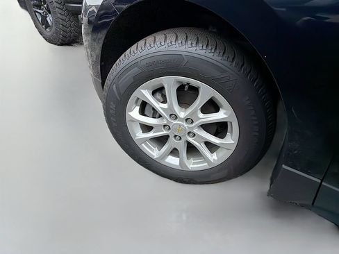 Used 2021 Chevrolet Equinox LT FWD image 10