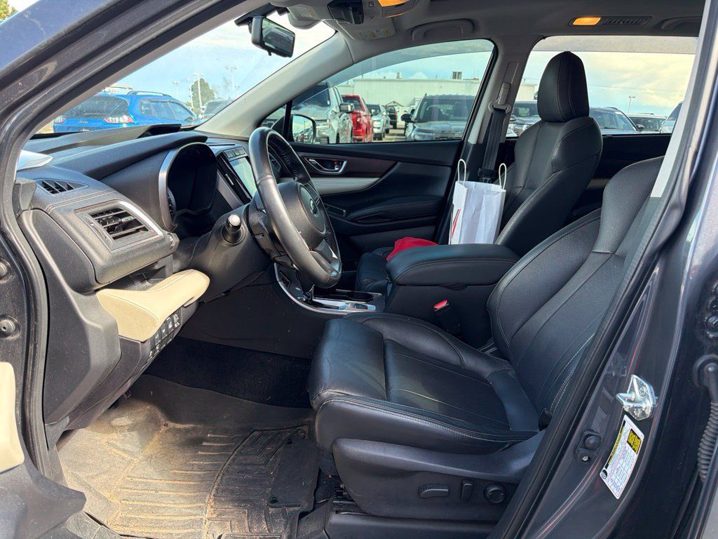 Used 2022 Subaru Ascent Touring AWD/4WD image 2