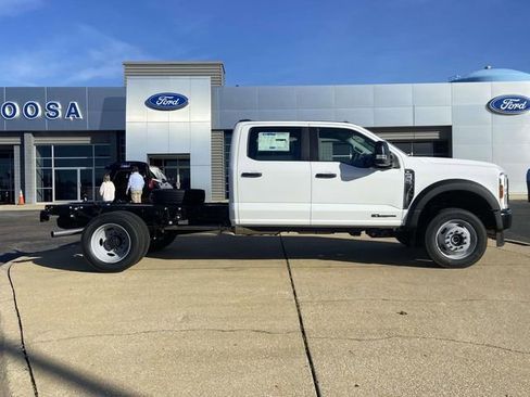 New 2026 Ford F450 XL image 2