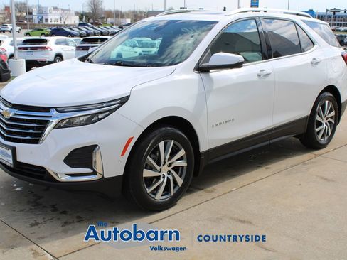 Used 2022 Chevrolet Equinox Premier AWD/4WD image 3