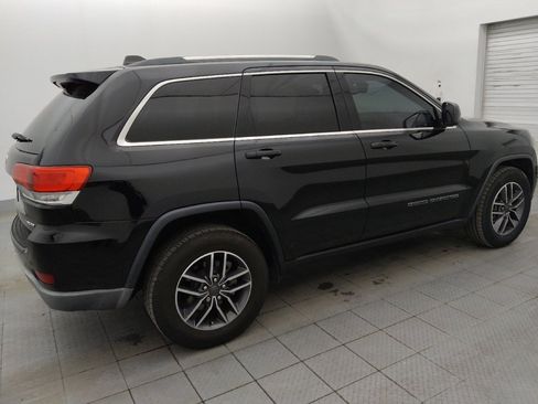 Used 2019 Jeep Grand Cherokee Laredo w/ Laredo X Package image 10