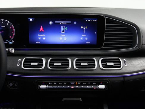 New 2026 Mercedes-Benz GLE 450 4MATIC image 10