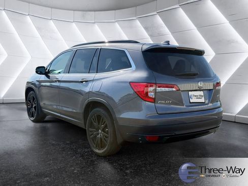 Used 2022 Honda Pilot Special Edition image 3