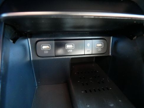 Certified 2023 Kia Sorento S image 33