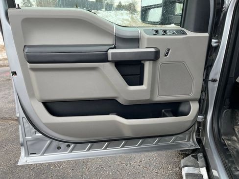 Used 2021 Ford F350 XLT w/ XLT Premium Package image 11