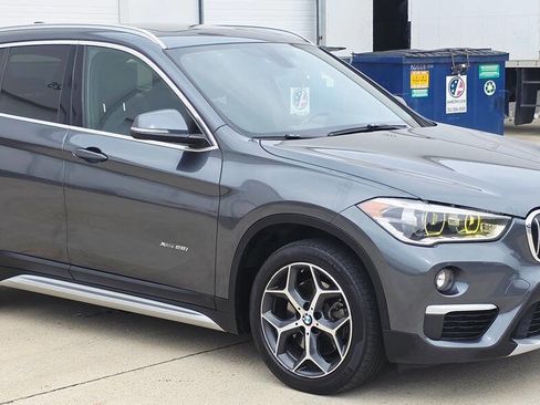 Used 2018 BMW X1 xDrive28i image 2