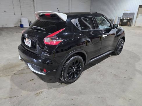 Used 2017 Nissan Juke SV AWD/4WD image 11