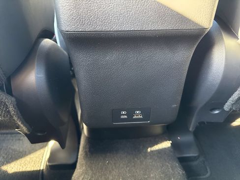 Used 2023 Mitsubishi Outlander Sport ES AWD/4WD image 16