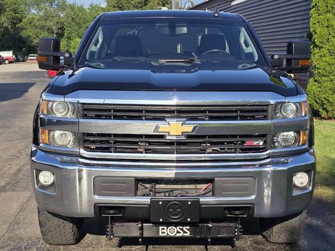 Used 2015 Chevrolet Silverado 2500 LT AWD/4WD image 9