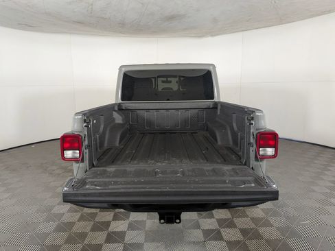 Certified 2023 Jeep Gladiator Mojave w/ Cold Weather Group image 11