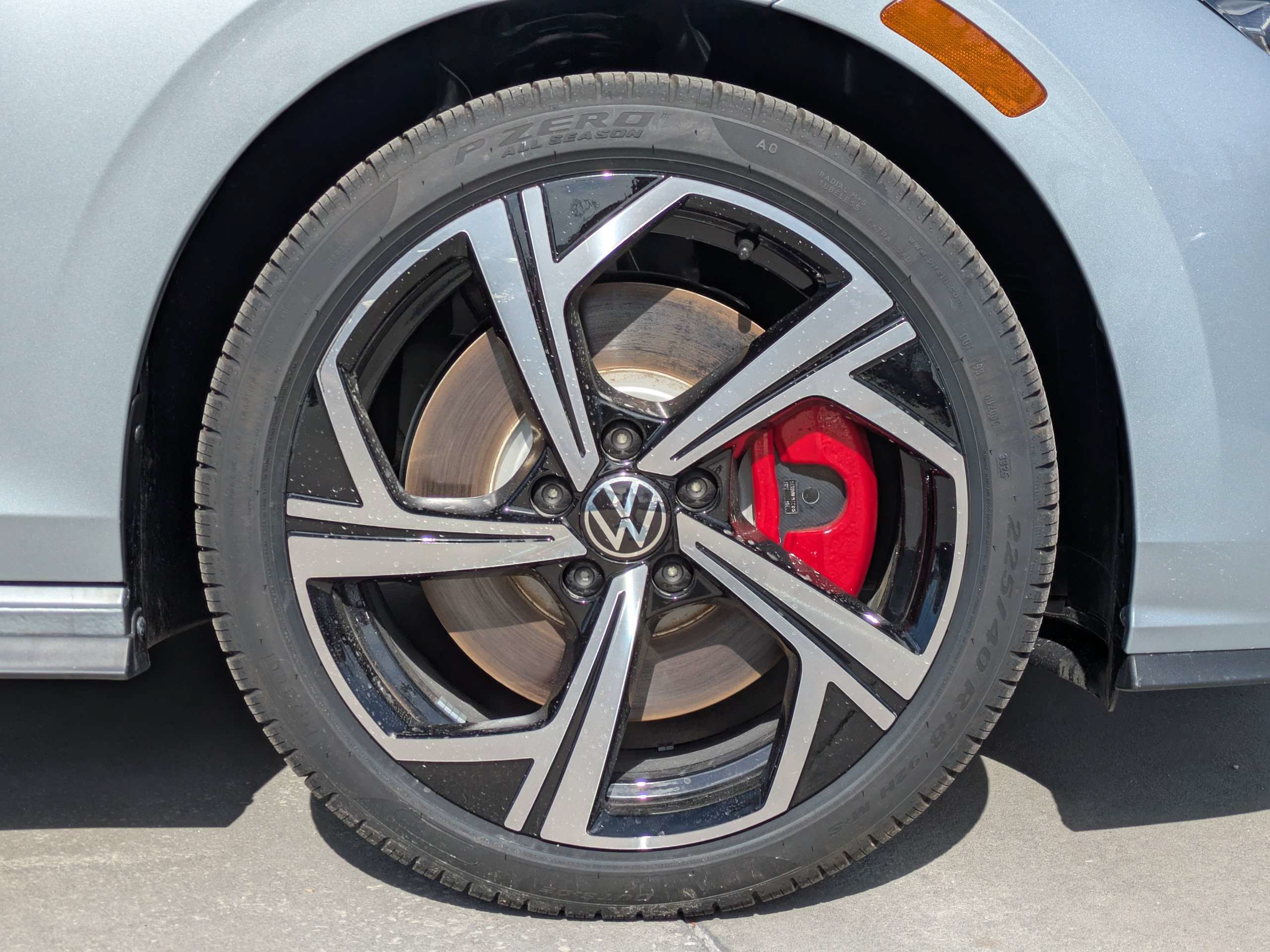 New 2026 Volkswagen GTI SE FWD image 11