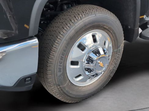 New 2026 Chevrolet Silverado 3500 LT w/ All Star Edition image 10