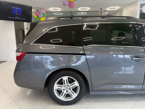 Used 2013 Honda Odyssey Touring image 8