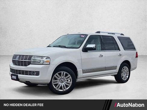 Used 2014 Lincoln Navigator 2WD image 1