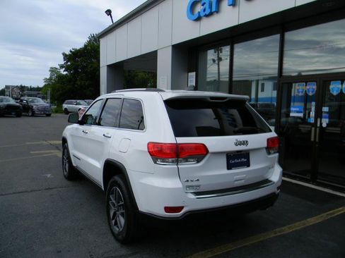 Used 2019 Jeep Grand Cherokee Limited AWD/4WD image 6