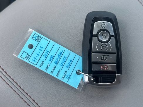 Used 2025 Ford Explorer Active w/ Active Comfort Package AWD/4WD image 65