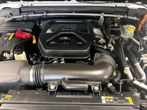 Used 2024 Jeep Wrangler Sahara w/ Technology Group image 28