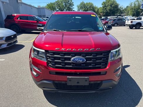 Used 2017 Ford Explorer Sport w/ Equipment Group 401A AWD/4WD image 3