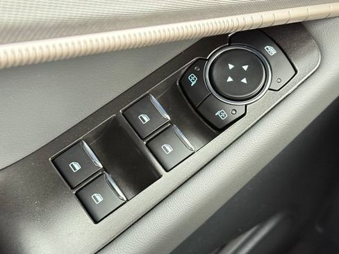 Used 2026 Ford Explorer Active w/ Active Comfort Package image 24