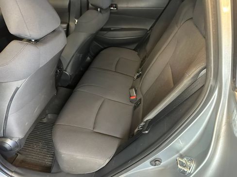 Used 2023 Toyota Corolla Cross LE AWD/4WD image 19