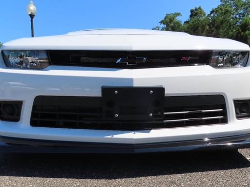 Used 2015 Chevrolet Camaro Z/28 RWD image 12