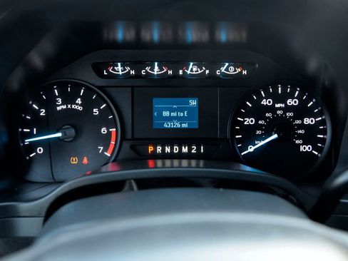 Used 2022 Ford F250 XL w/ Power Equipment Group image 21